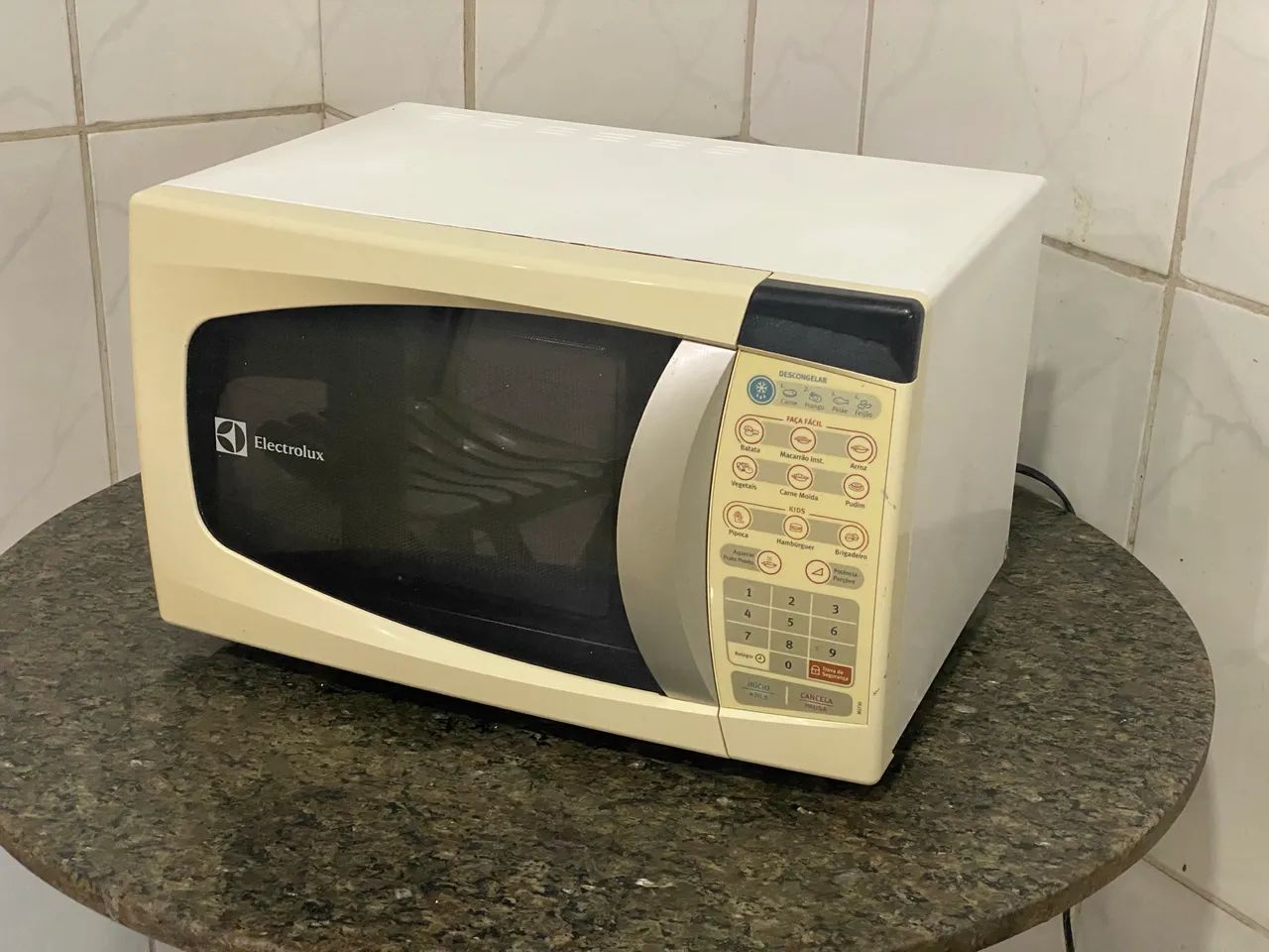 Microondas 20 litros  - Foto 5
