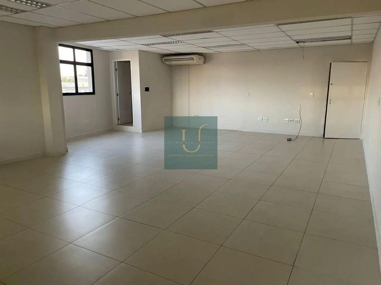Sala Comercial, Mogi das Cruzes, 01 banheiro, recepção, 01 vaga e 75m² - Foto 2