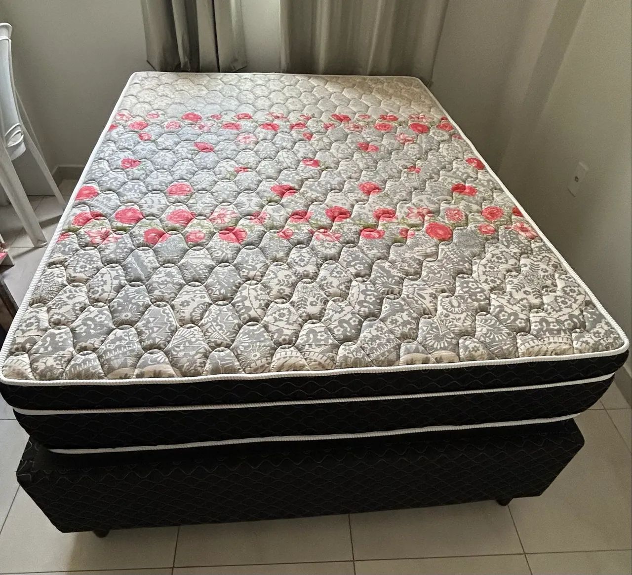 Vendo cama box casal - Foto 3