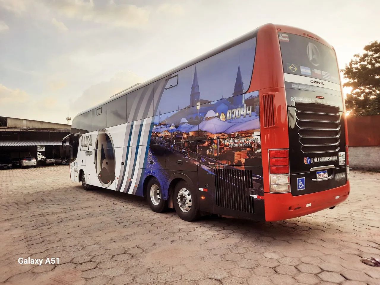 Ônibus  de passeio - Volvo - Foto 2