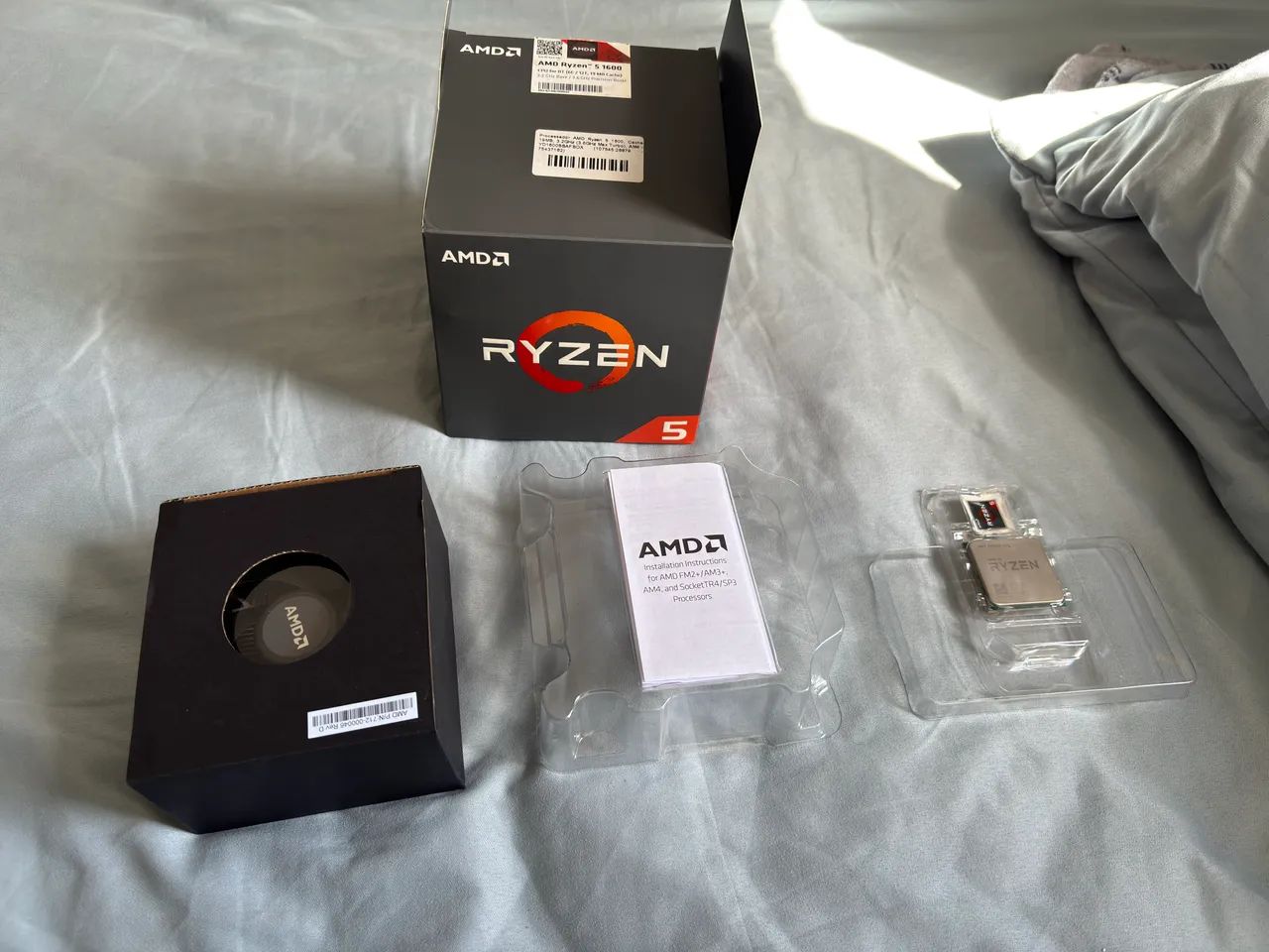 Processador AMD Ryzen 5 1600AF com cooler box - Processadores