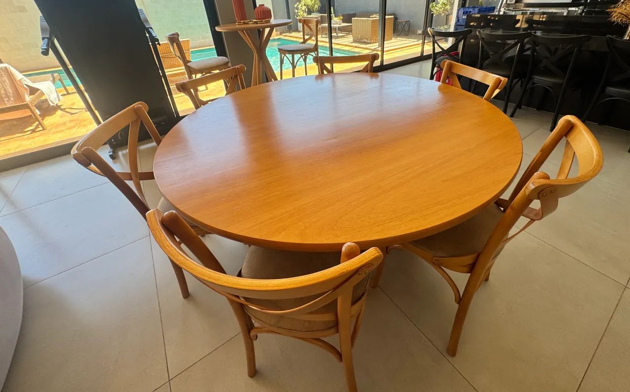 Mesa de Jantar redonda em madeira Maciça 1,50m de diâmetro  - Foto 4