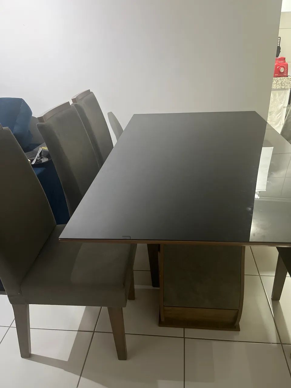Mesa de vidro preta