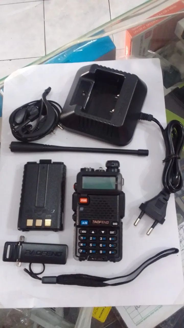 Rádio Comunicador Baofeng UV-5R Dual Band Profissional Completo - Foto 4