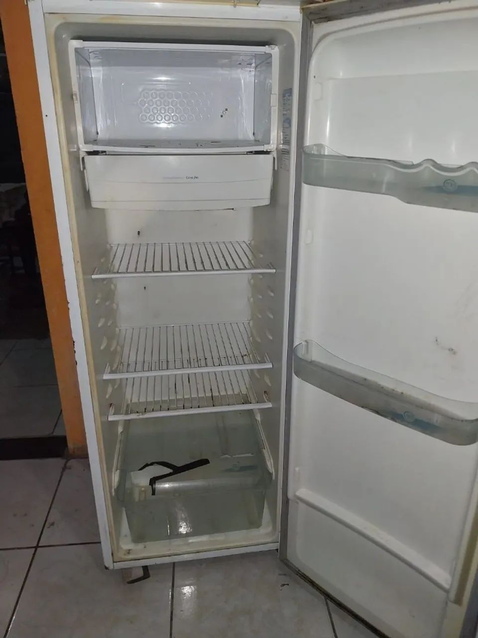 Vende se geladeira e frigobar  - Foto 4