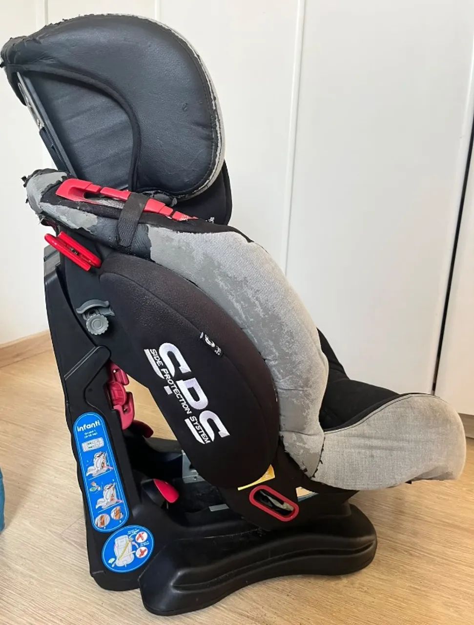 Cadeirinha Cockpit da Infanti - 9 a 36 Kg - Usada - Foto 2