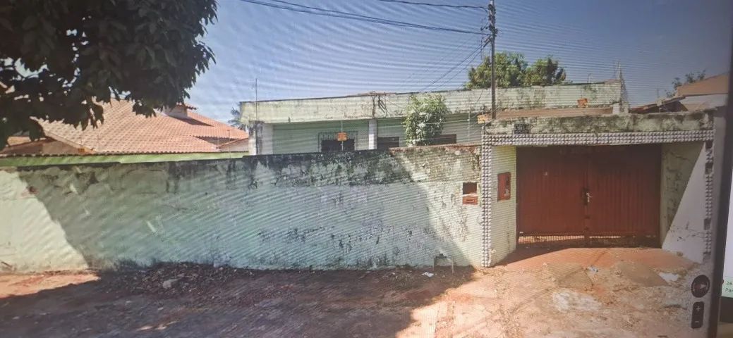 Casa na Cidade Jardim, próximo  ao Bar LOCAL.