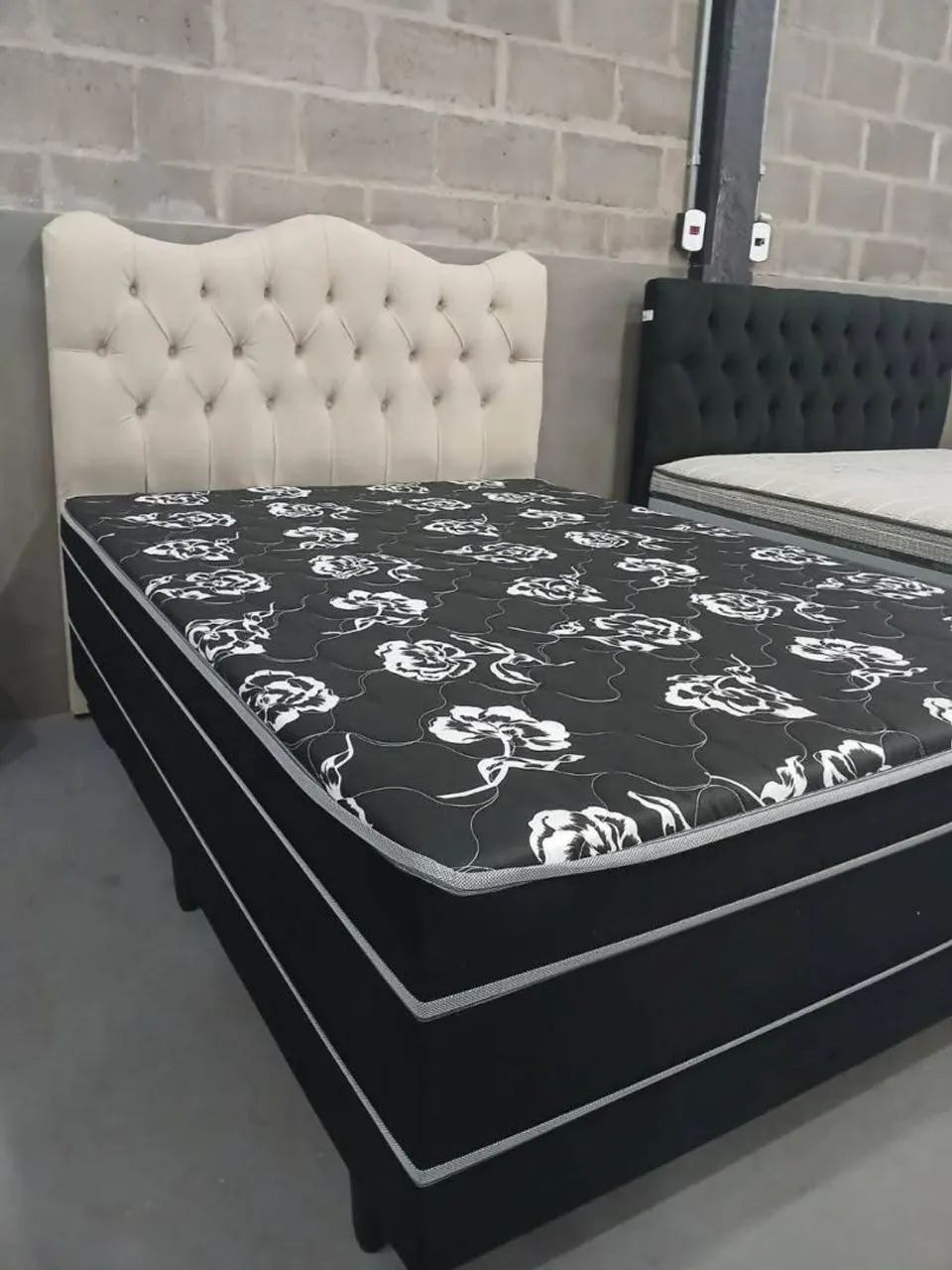 CAMA CASAL BOX CONJUGADA 20CM COM MOLAS ENSACADAS  - Foto 2