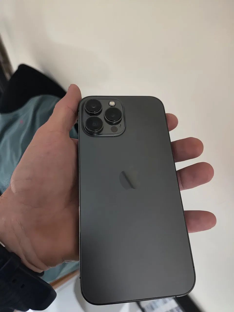 IPhone 12 ou 13 pro max