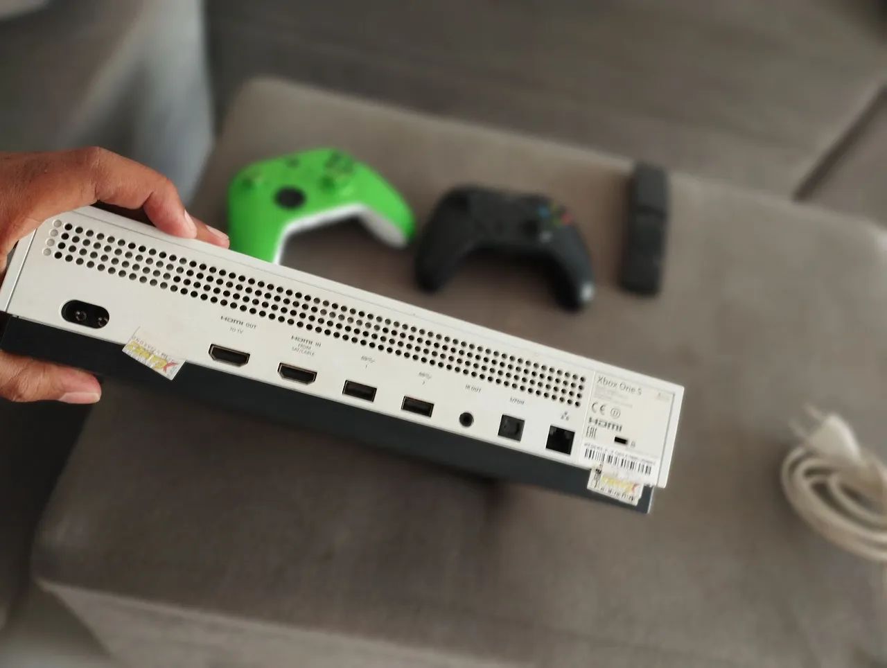 XBOX ONE S - 1 TB - Foto 5