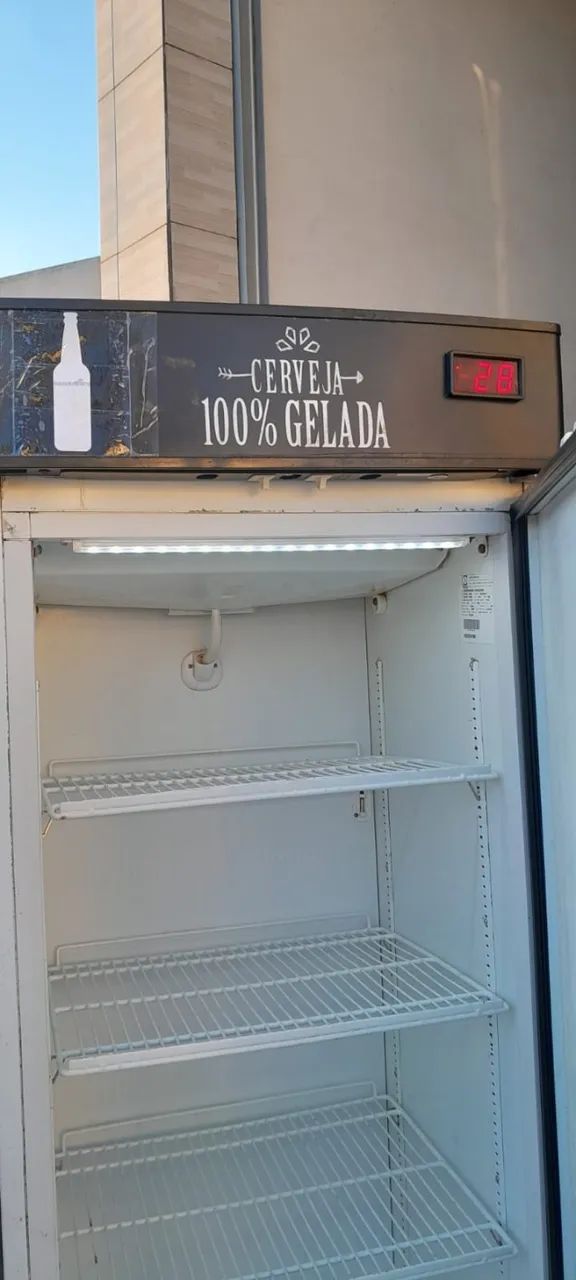 Cervejeira usada cervejas  bem gelada controlador digital 