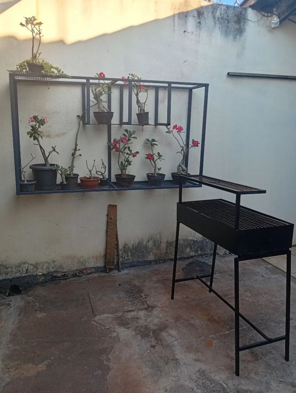 Churrasqueira nova para espetinho e aburguer na chapa 14 R$1200 lixeira reforçada R$ 250.0 - Foto 4