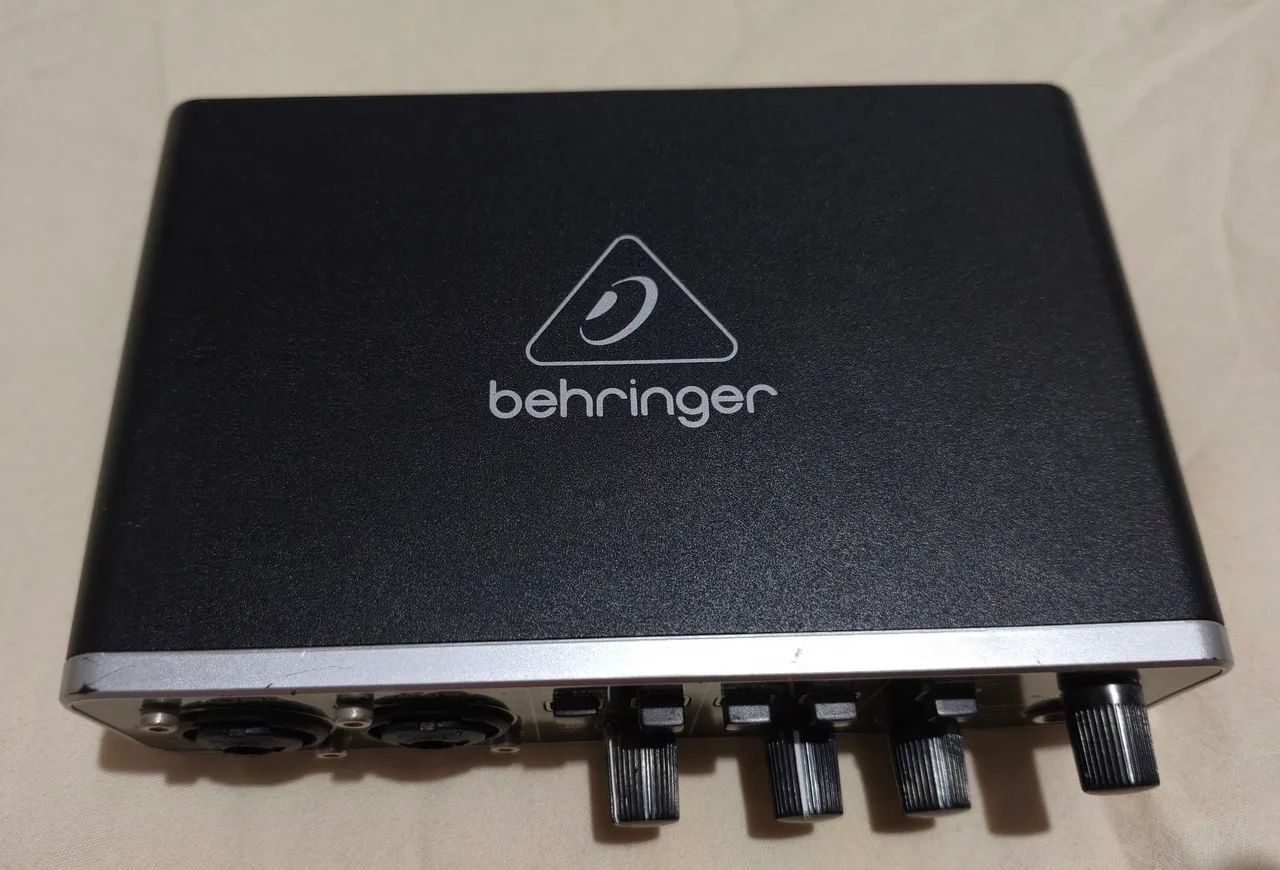BEHRINGER UMC 202HD - Foto 3