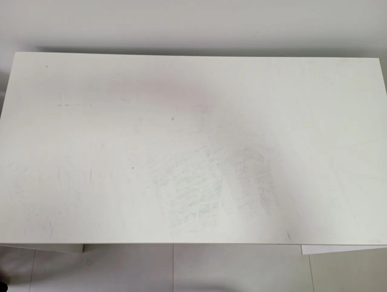 Mesa/balcão - 1,20m x 60cm - R$ 100