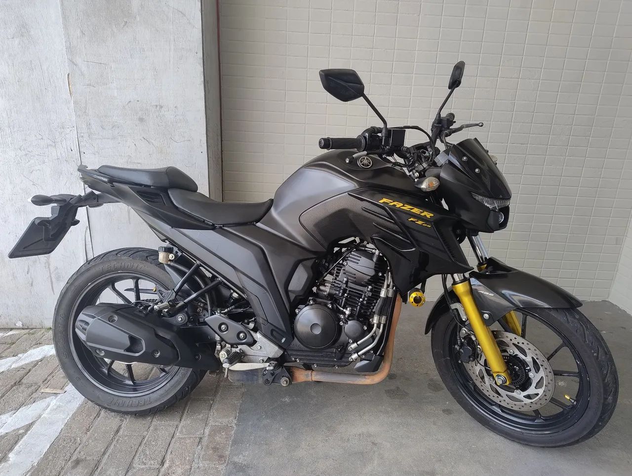 Fazer 250