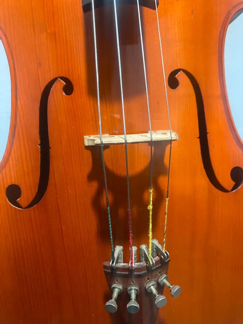 Violoncelo Eagle CE 200 4/4