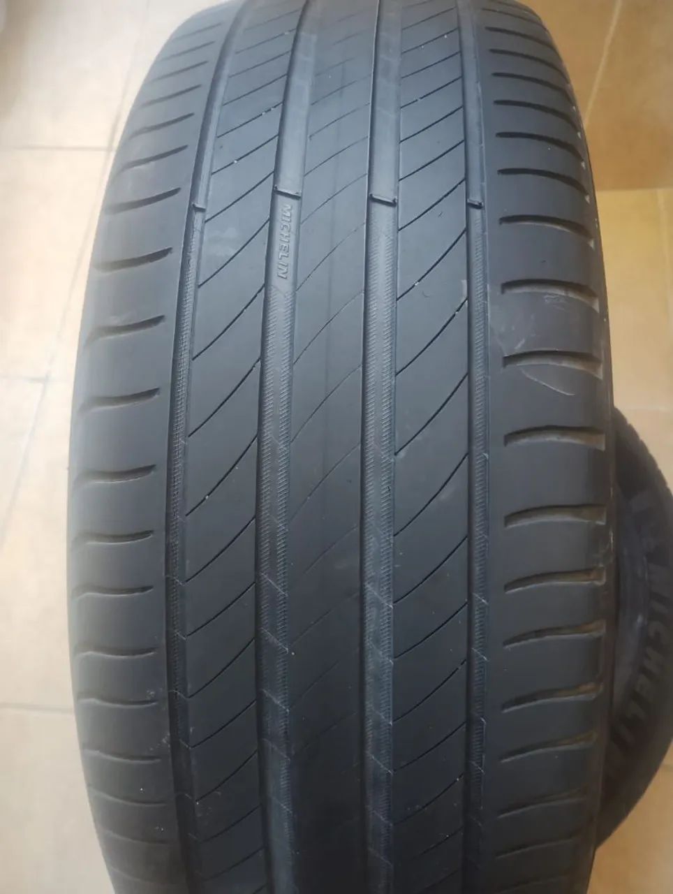205 55 17 Michelin  - Foto 2