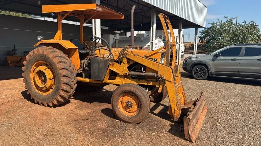 TRATOR VALMET 88 COM CONCHA e Lamina