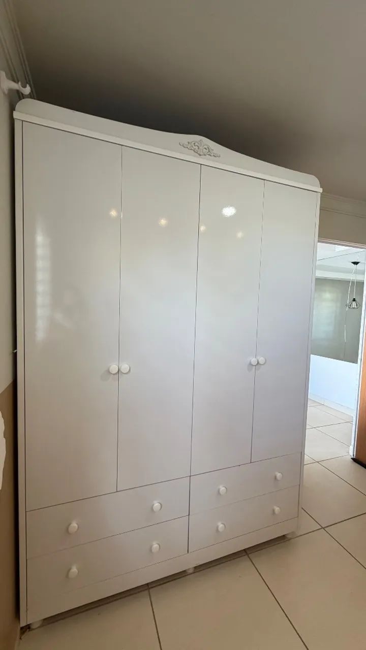 Guarda roupa infantil 