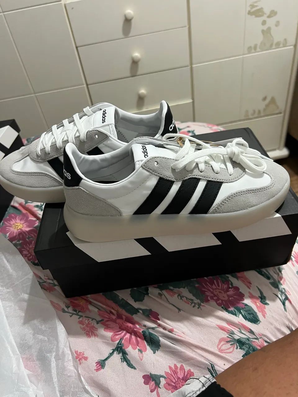 Tênis adidas 36  - Foto 2