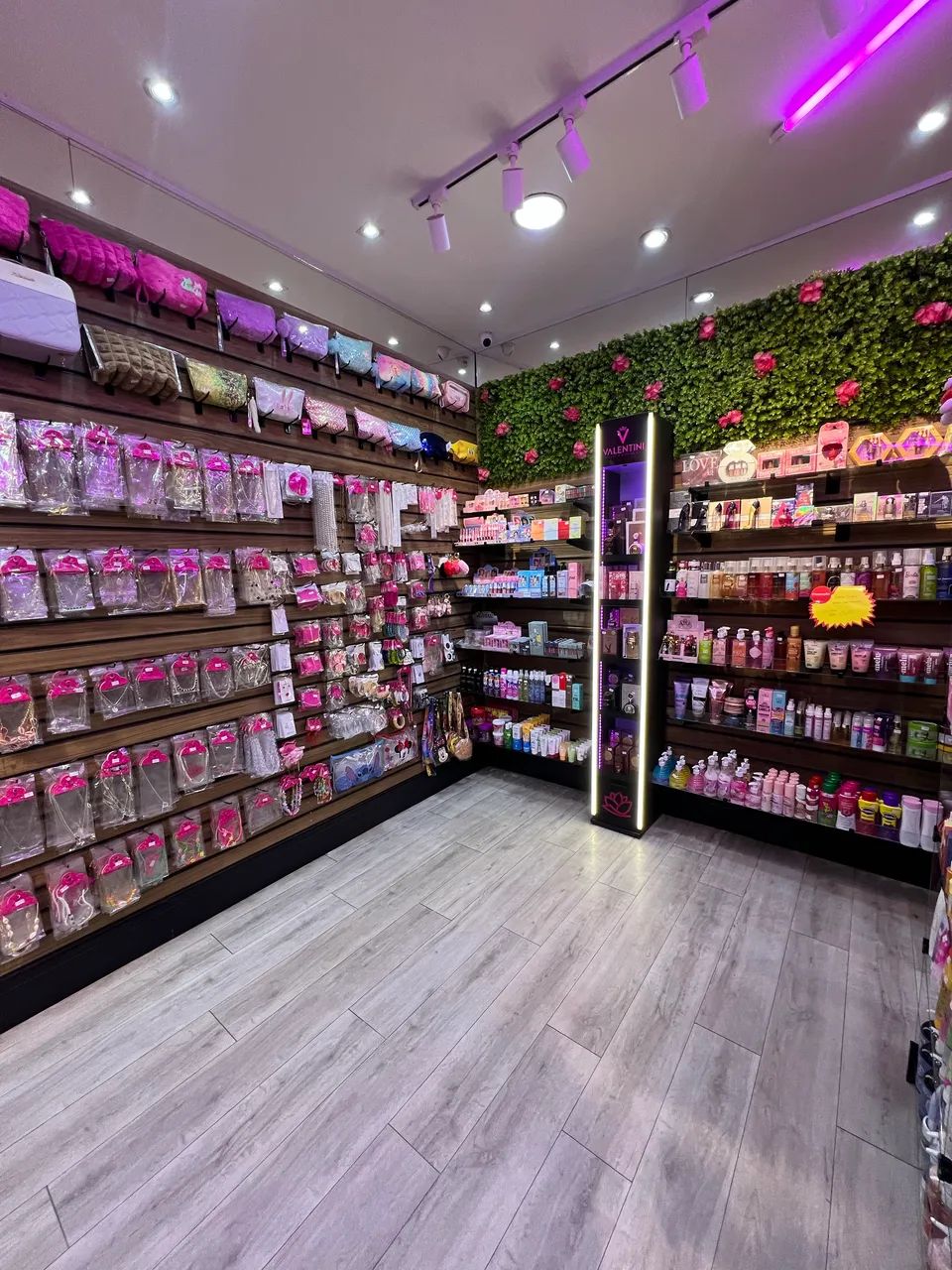 ****VENDO LOJA DE COSMÉTICOS E MAQUIAGEM****  - Foto 5