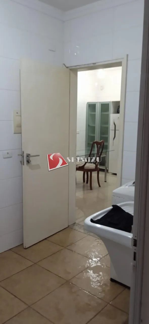 Casa à venda em Maringá, Jardim Paraizo, com 3 quartos, com 216 m² - Foto 2