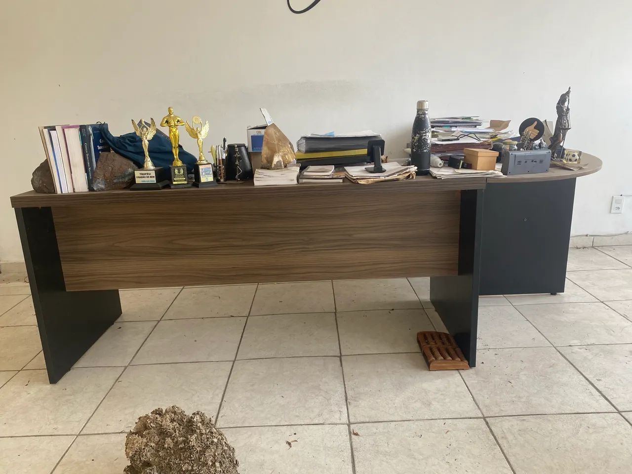 MESA DE ESCRITÓRIO