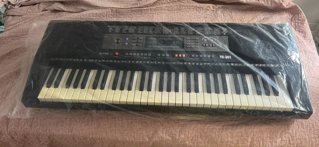 Teclado com teclas sensitivas