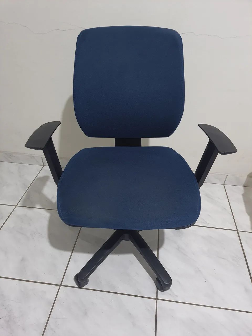 Cadeira de escritório com rodinha - Foto 2