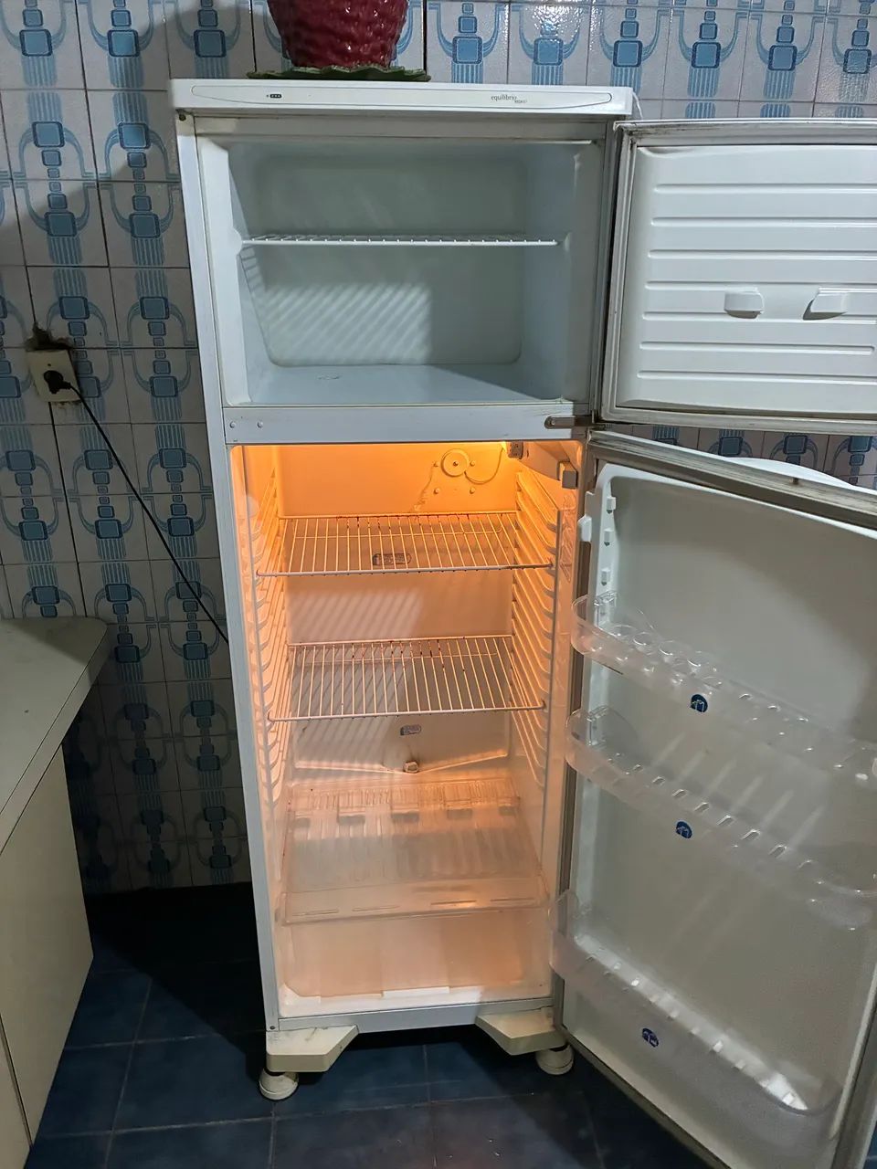 Geladeira Dako duplex