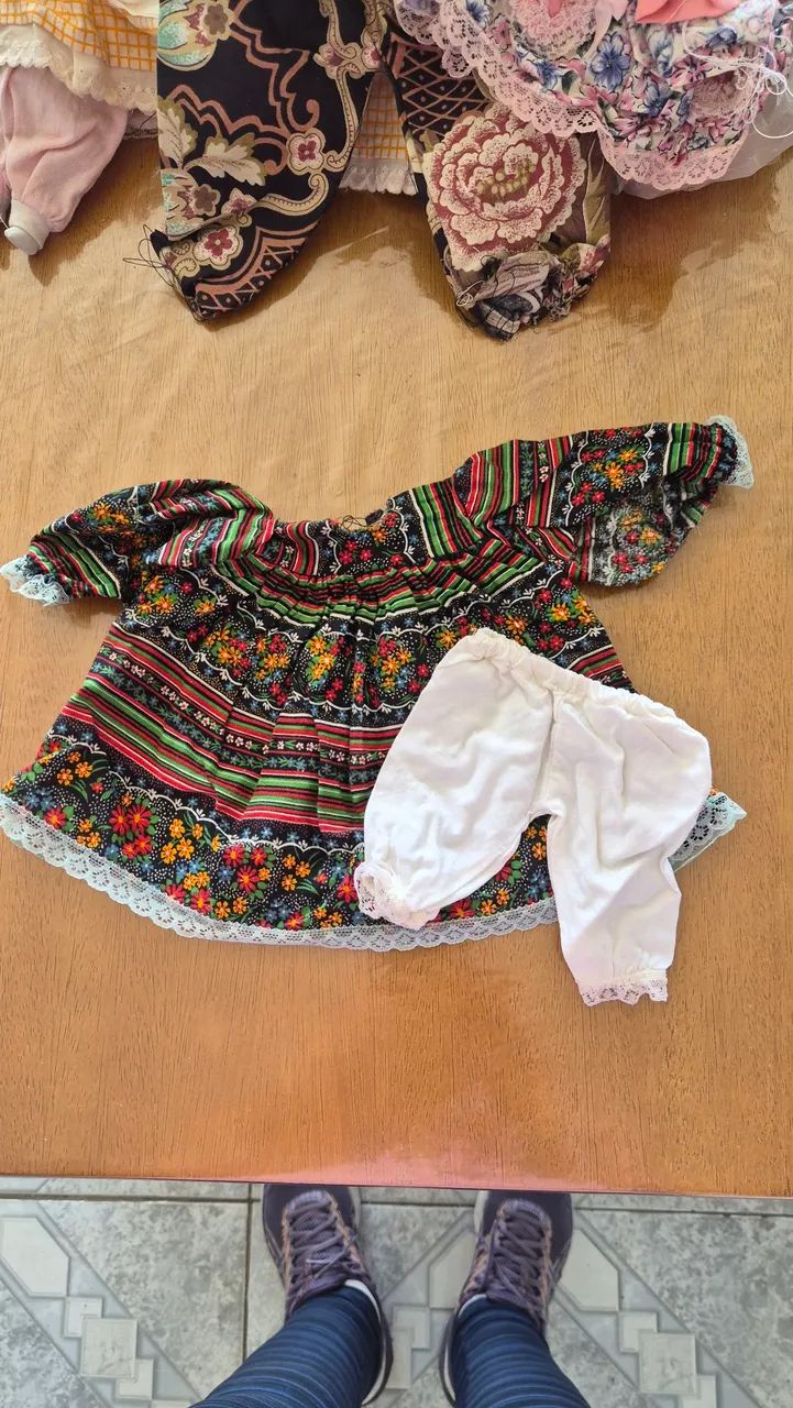 Kit para montagem de 6 bonecas com vestidos  - Foto 4
