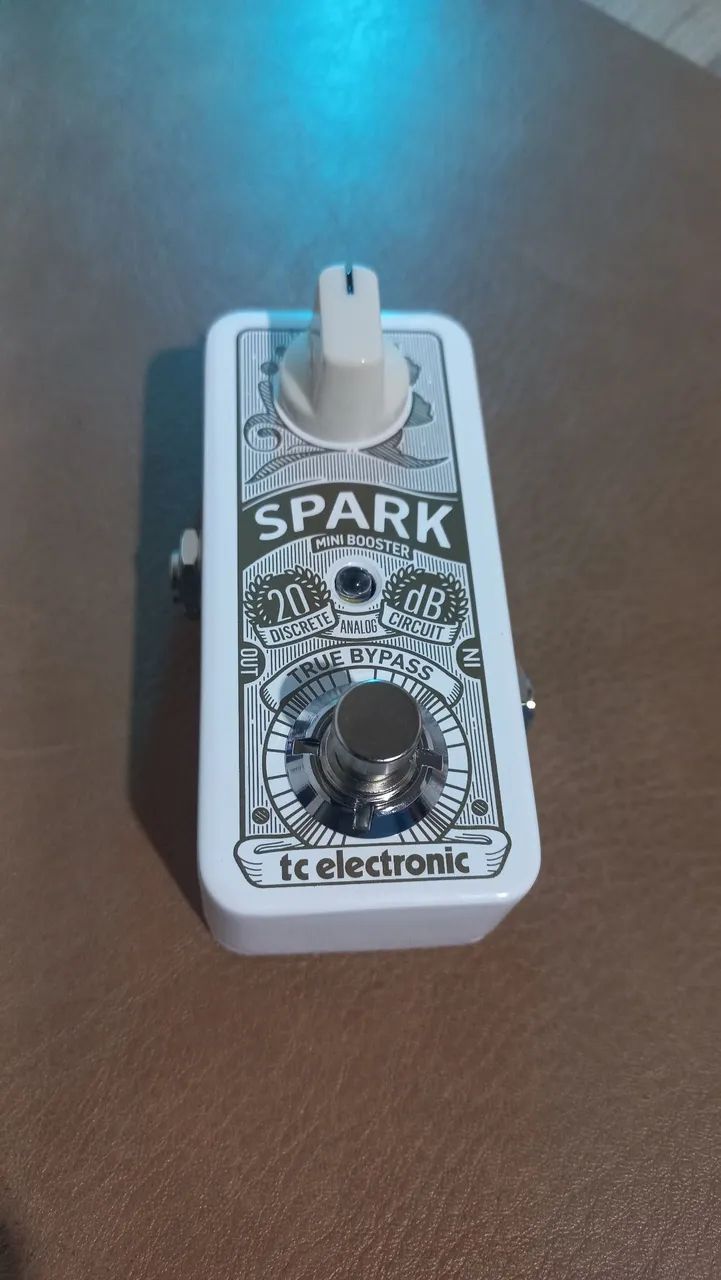 Pedal TC Electronic Spark Mini Booster - Instrumentos musicais