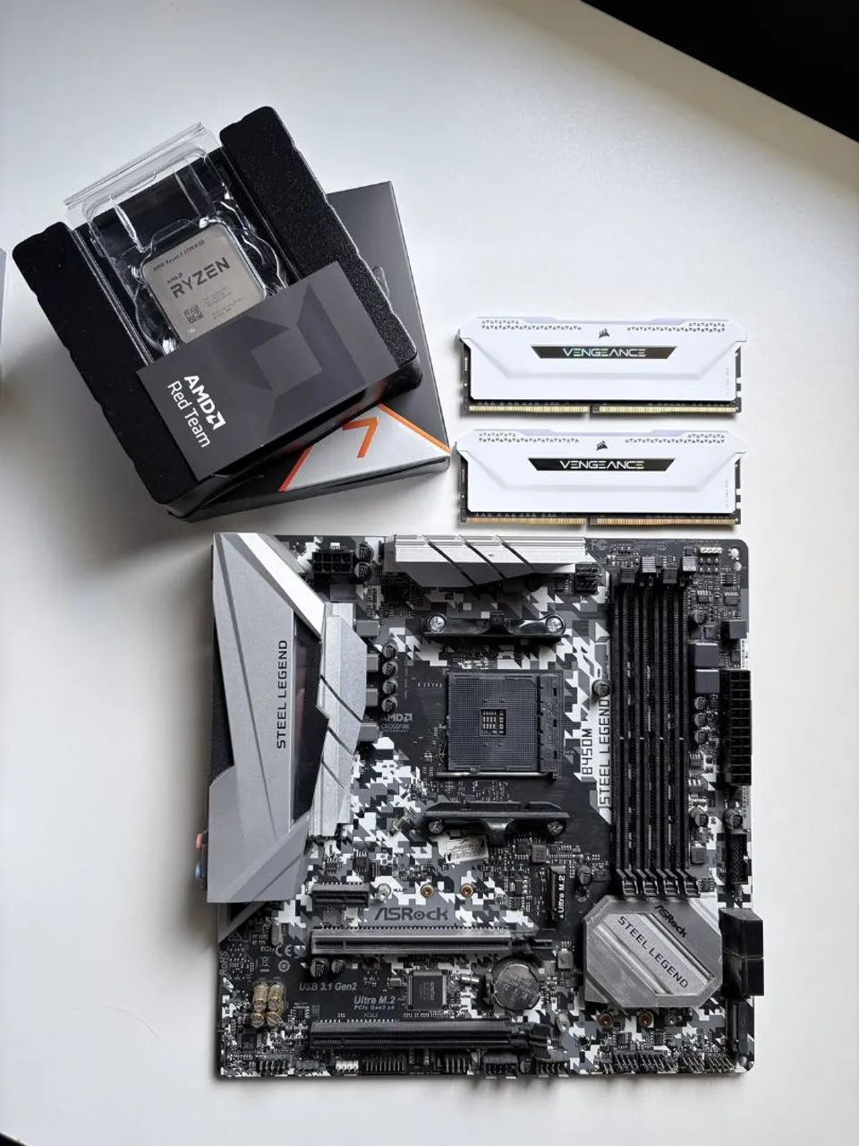 KIT Gamer, B550M, Ryzen 7 5700X3D, 32Gb DDR4 3200Mhz - Imperdível
