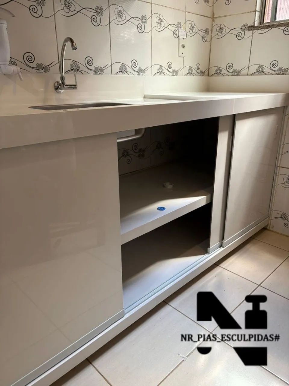 Bancada e Armário em Porcelanato  - Foto 4