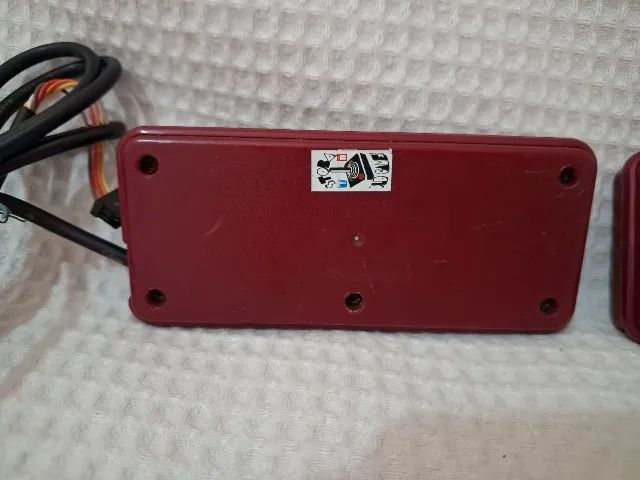 par controles famicom original - Foto 4