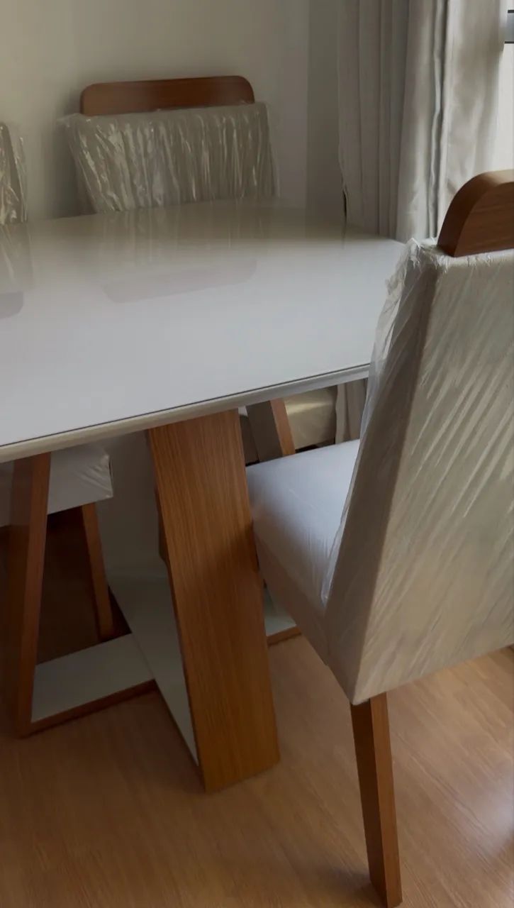 MESA COM 4 CADEIRAS  - Foto 3