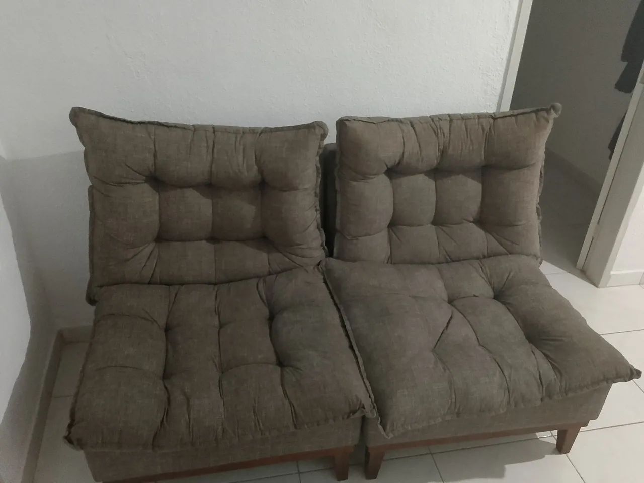 Duas poltronas 
