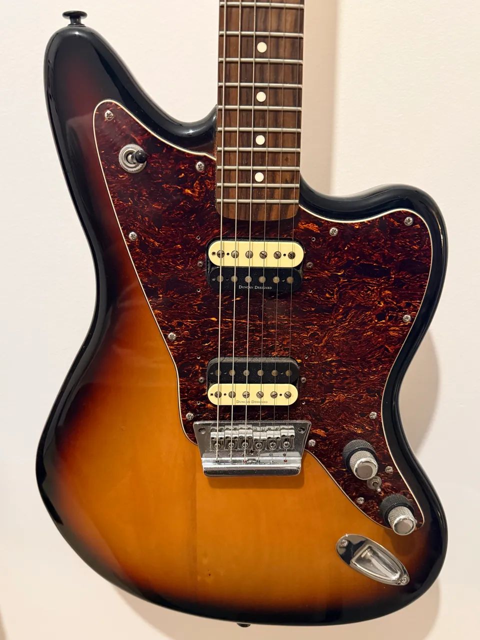 Guitarra Squier Jaguar Vintage modified - Foto 4