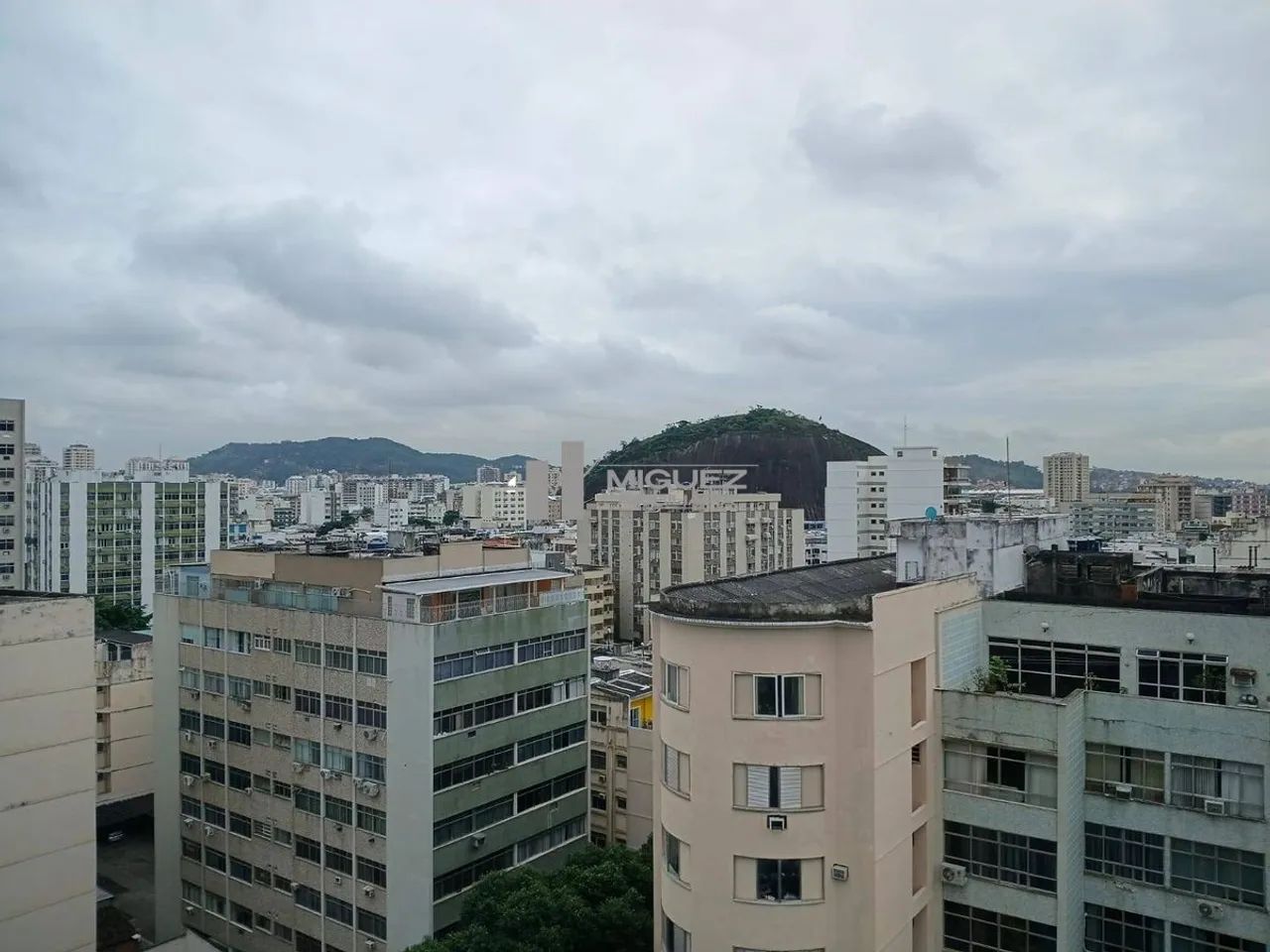 Sala comercial à venda, Rua Conde de Bonfim, Tijuca. Código 24539