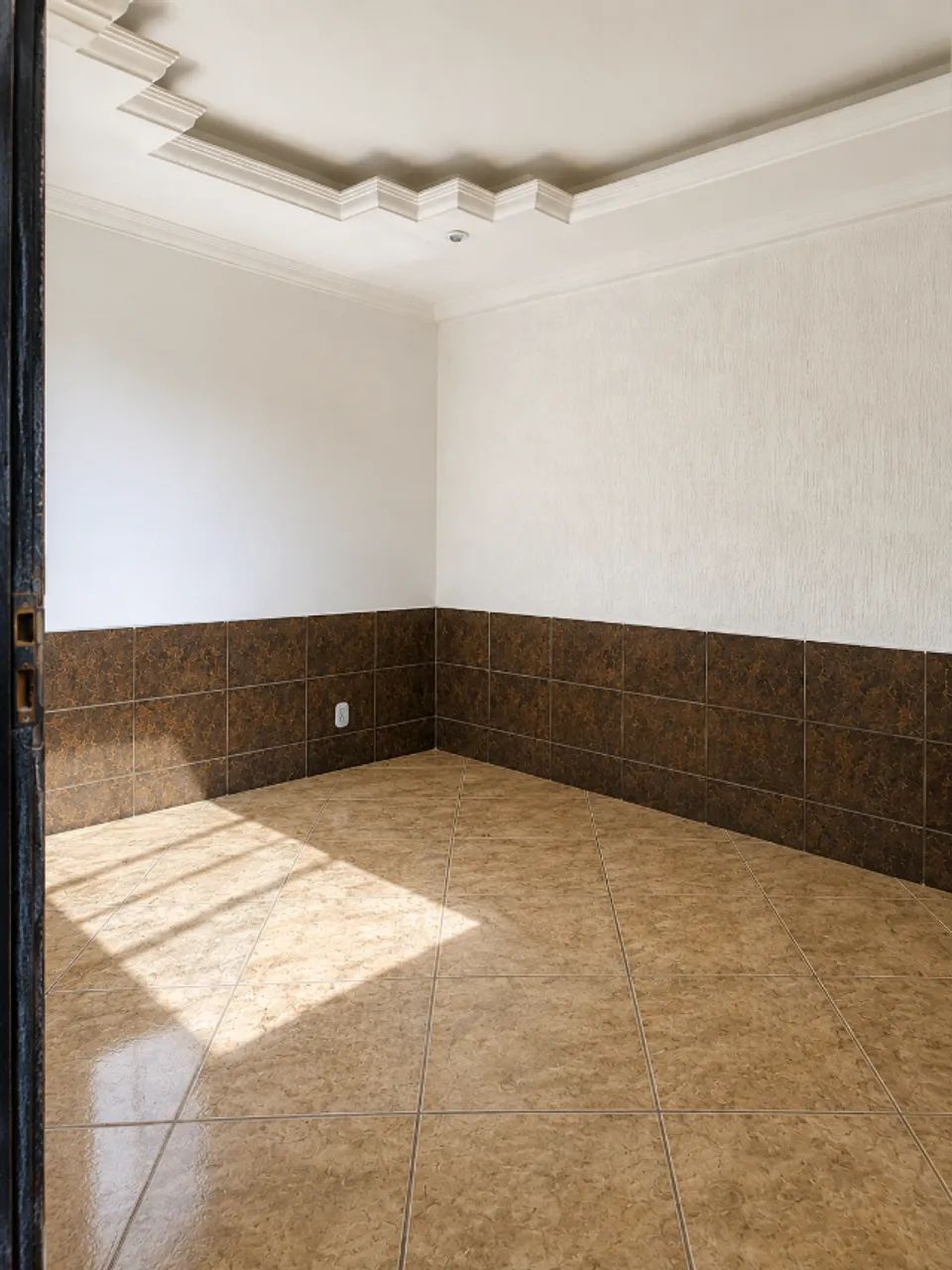Casa 1 Quarto com Varanda, Blindex e Ótimo Acabamento - Foto 5
