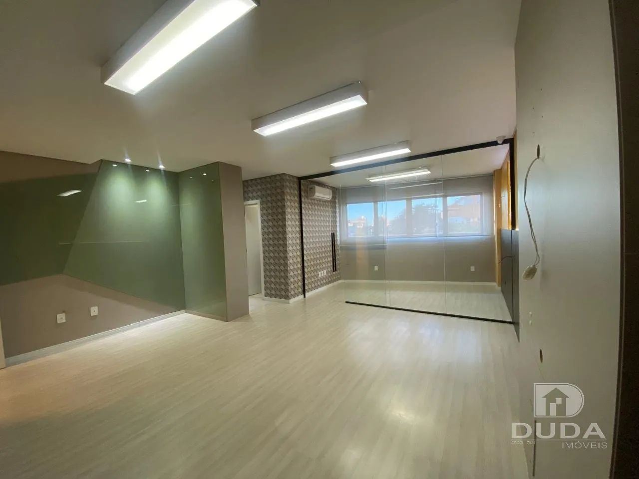 Sala comercial com 32m² - Foto 4