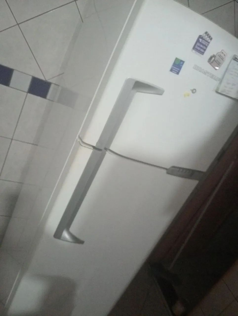 Geladeira com defeito  - Foto 2