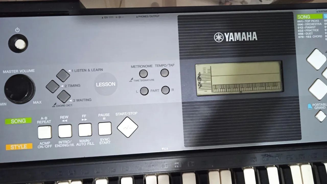 Teclado Yamaha PSR E233 - Foto 3