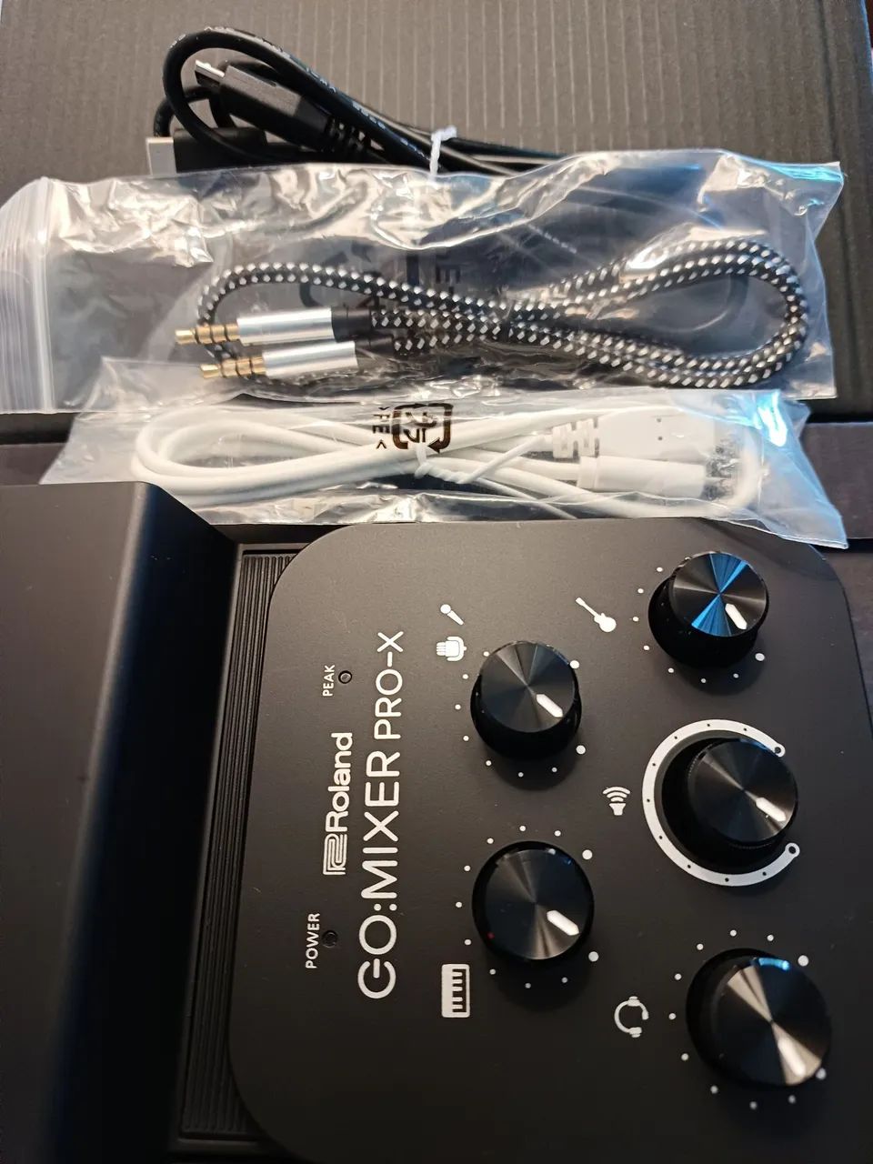 Roland GO:MIXER PRO-X Impecável Completa na Caixa para iPhone e Android