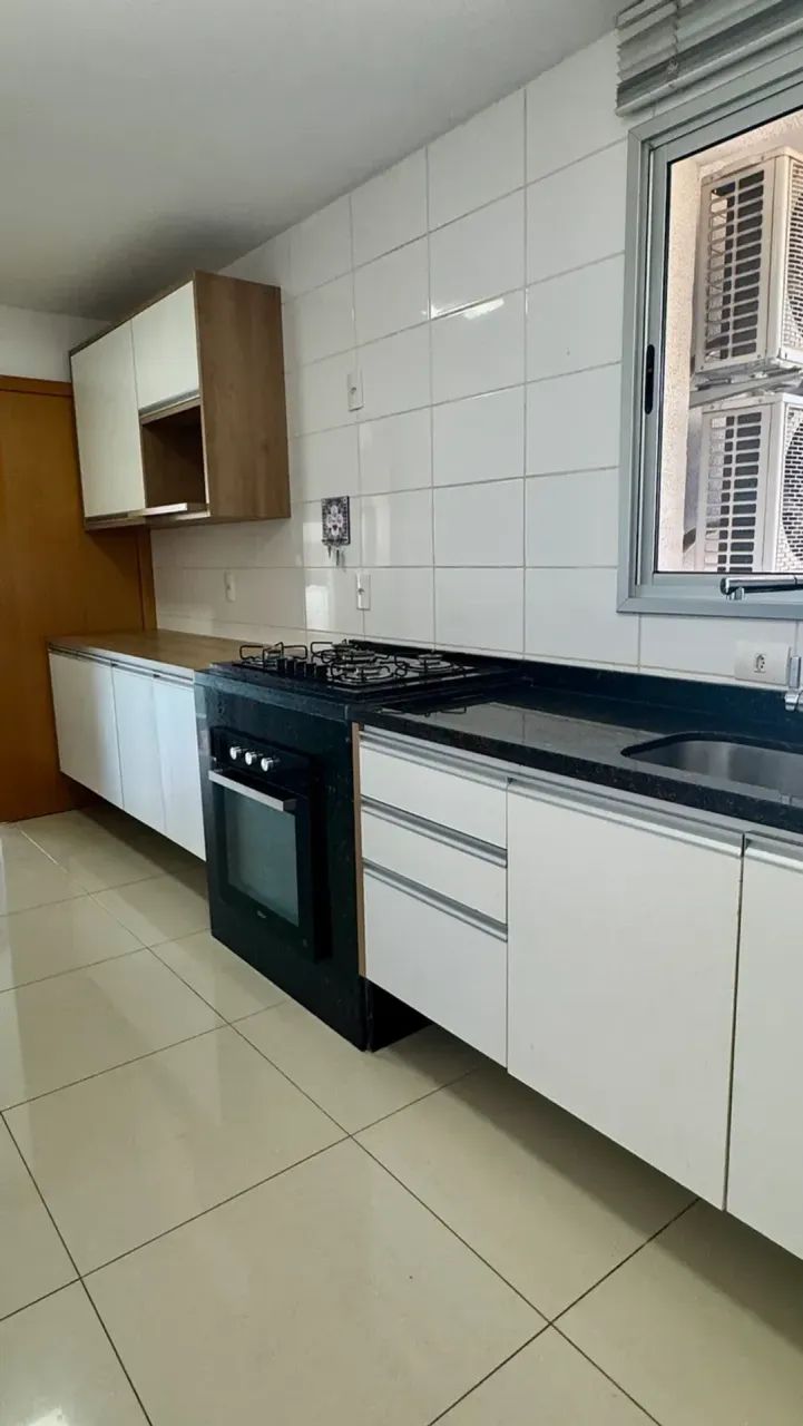 Locação de Apt Edificio Absoluto 156 mts e 3 suítes - Foto 2