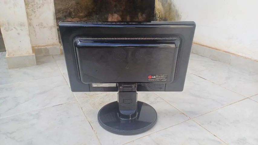 monitor LCD 15 polegadas LG468285904409733122