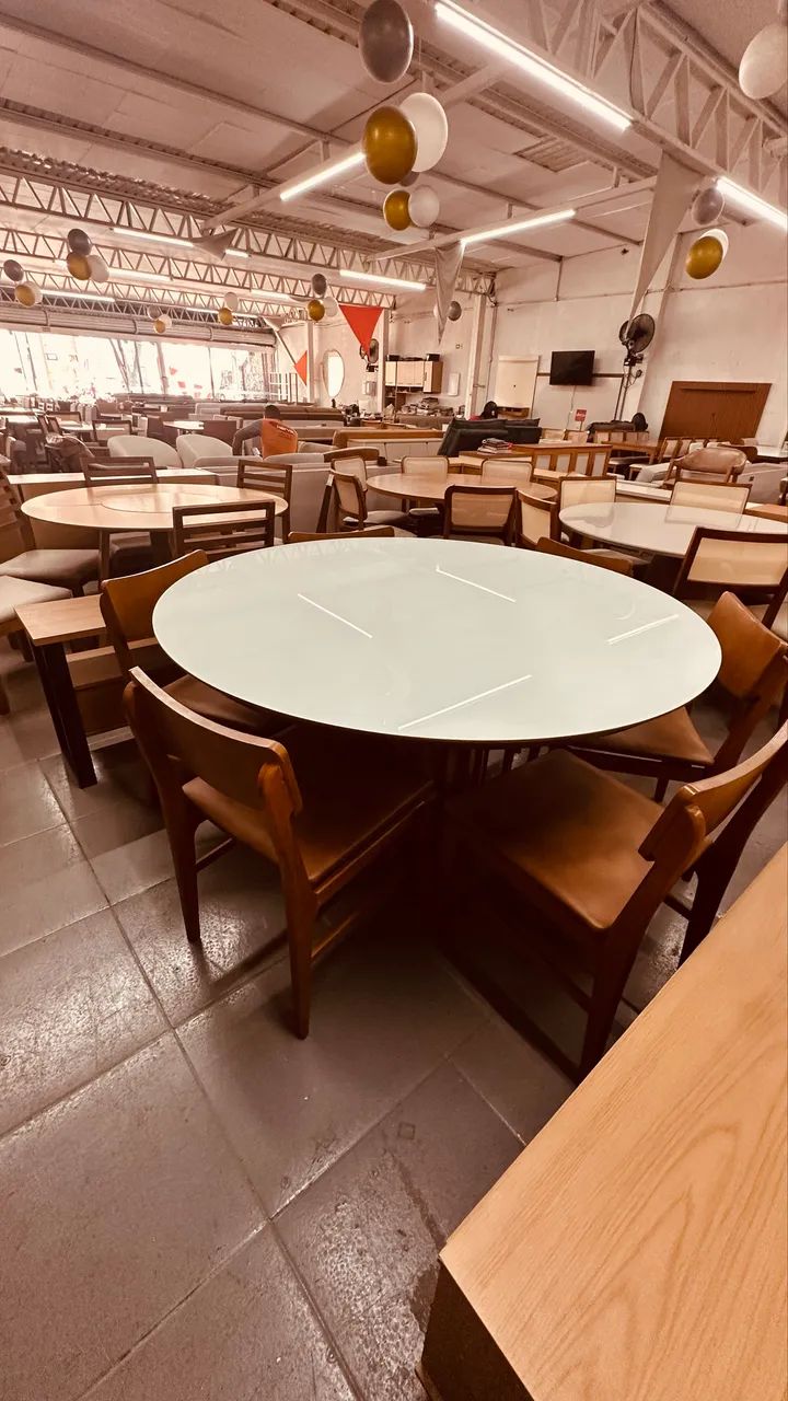 Mesa nova de madeira 