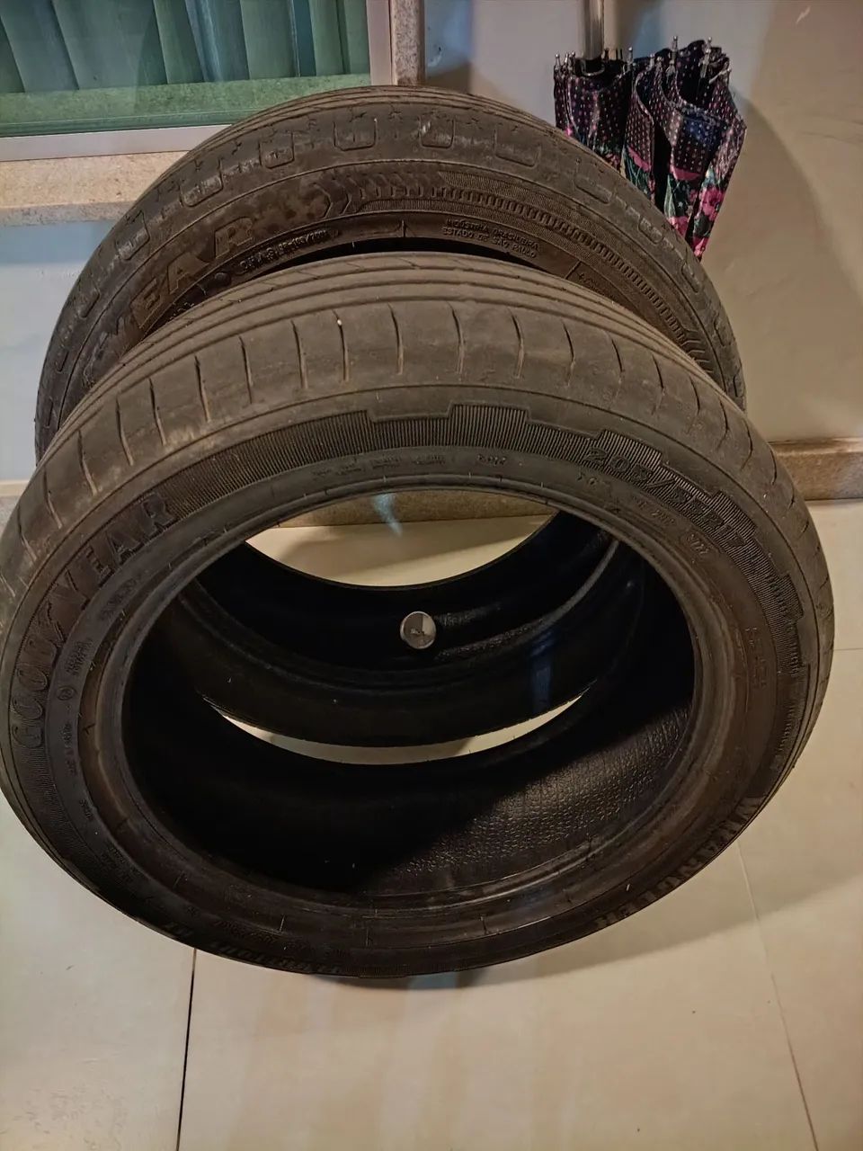 Pneu carro  - Foto 3