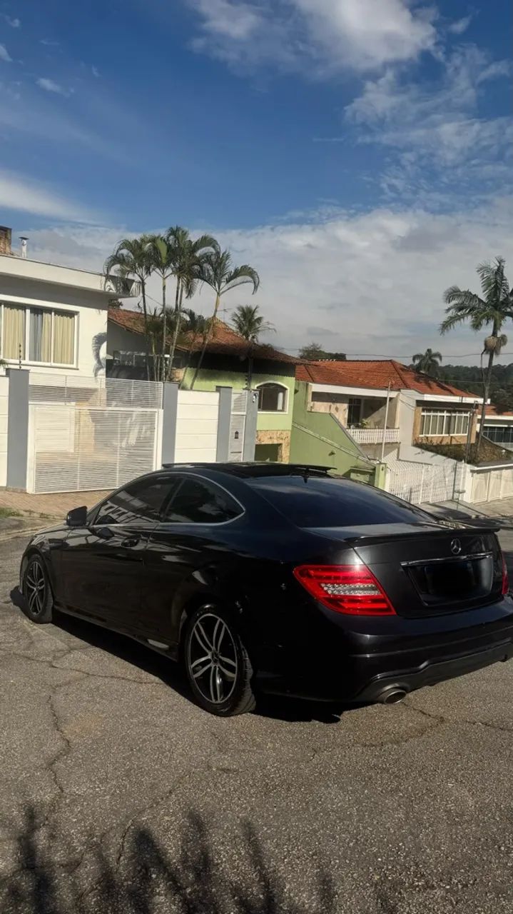 Mercedes-Benz C-180 CGI Coupe Sport 1.6 TB 16V Aut. 2013