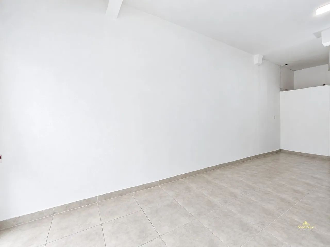Sala comercial para alugar na Vila Operária  Itajaí/SC